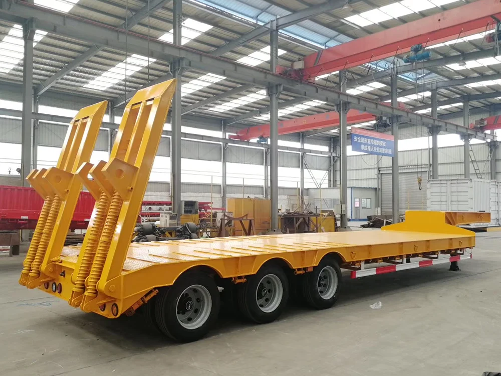 3-axle low flatbed trailer-5