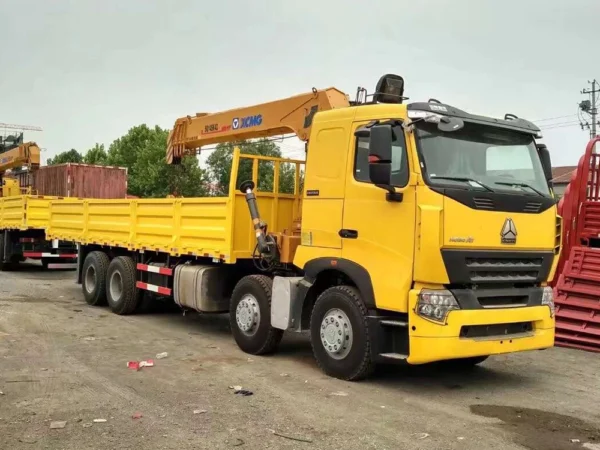 grue sur camion-20