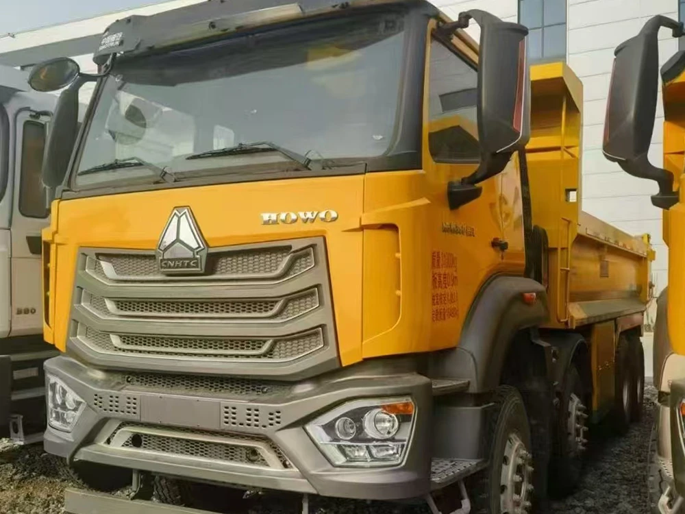 Caminhão basculante Howo N5W 8x4