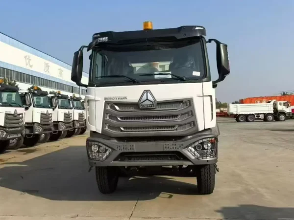 8×4-NX-440-Dump Truck-5