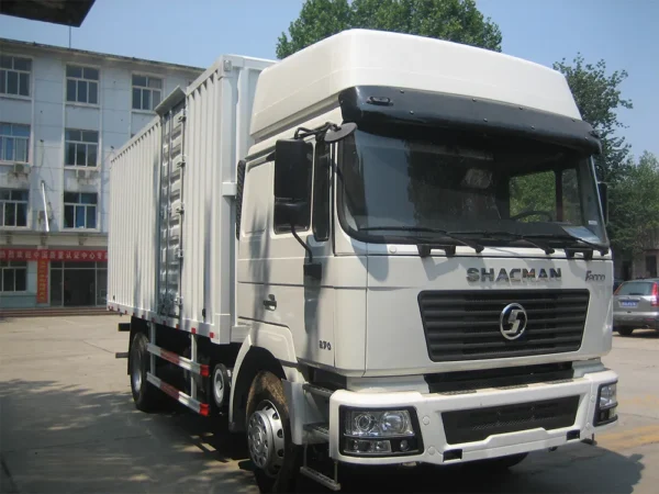 4×2-F2000-SHACMAN-270HP-Box-Type-Cargo Truck-1