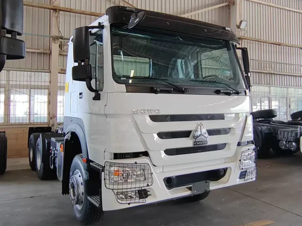 White -6×4-HOWO-400HP- Tractor Truck-1