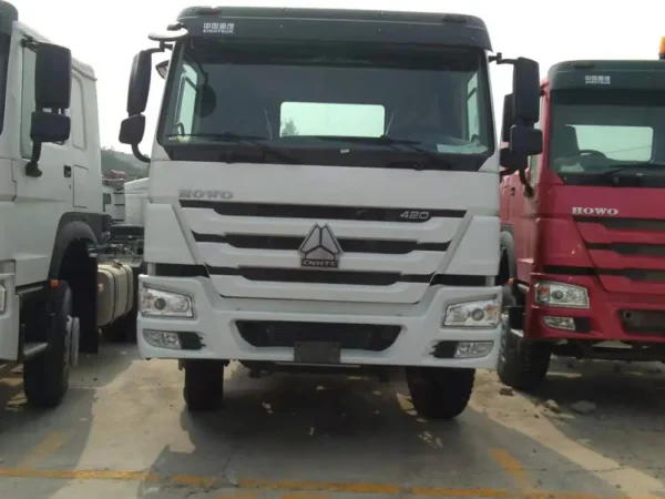 6×4-HOWO-420HP-White-tractor truck-8