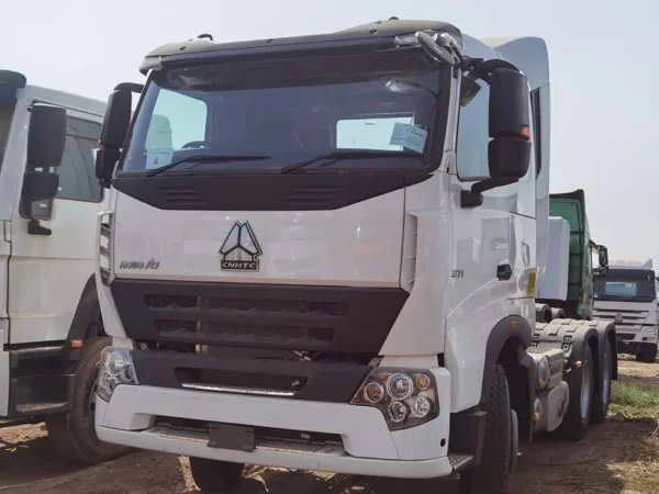 Caminhão Trator Sinotruk Howo A7 6x4 371hp Recondicionado para Venda