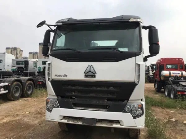 Caminhão Trator HOWO A7 420HP