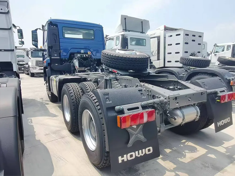 Howo NX 400hp 6x4 Tractor Camión 4
