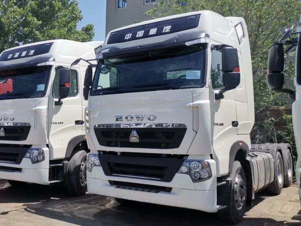 6×4-HOWO-T7H-440-Branco - Camião Trator-1