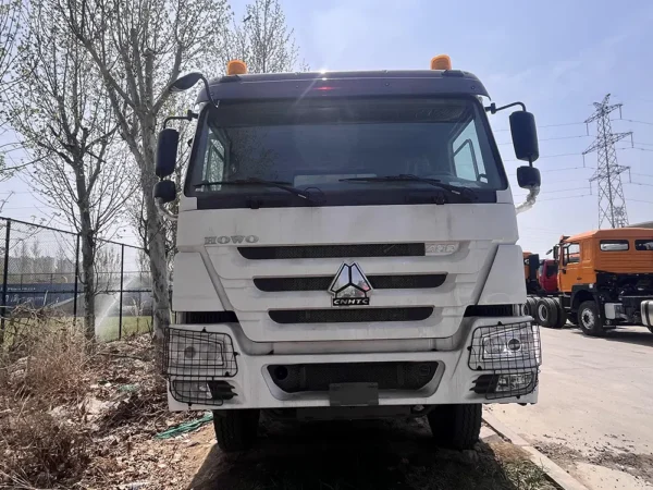 8×4-HOWO-400-White-Headlight Guard Net-2 Warning Lights-U-Shape-Dump Truck-3