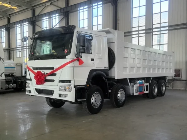 8×4-HOWO-420-White-Dump Truck-4