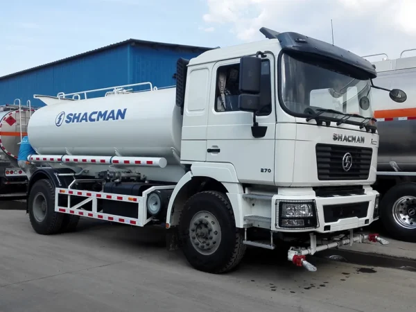 SHACMAN F2000 4×2 270HP Water Sprinkler Truck 10,000-12,000L Capacity for sale