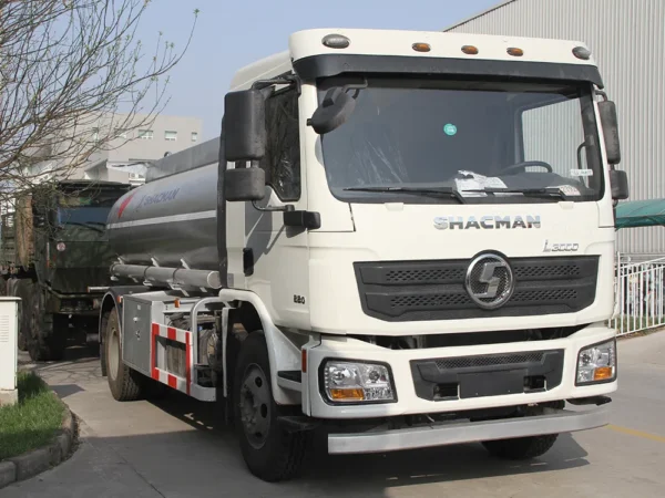4×2- SHACMAN L3000- 4×2-220-White-Tank Truck