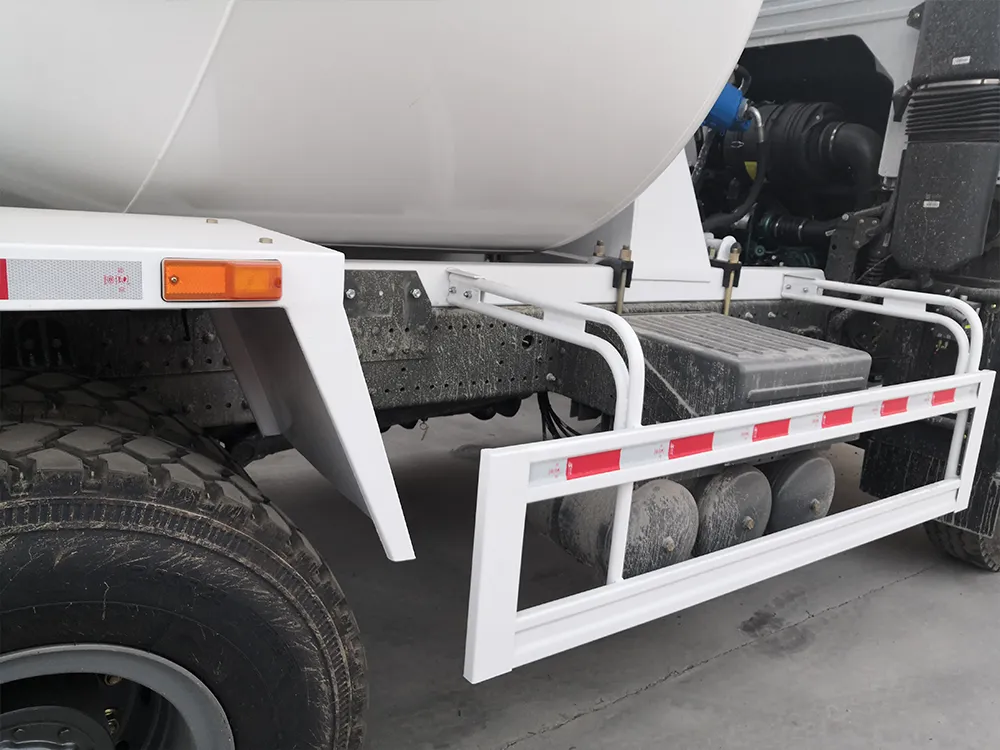 Caminhão betoneira 6×4-branco-HOWO-336HP-6