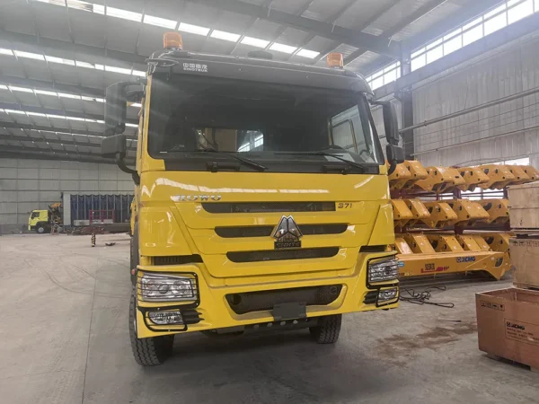 Camion-grue HOWO 371HP