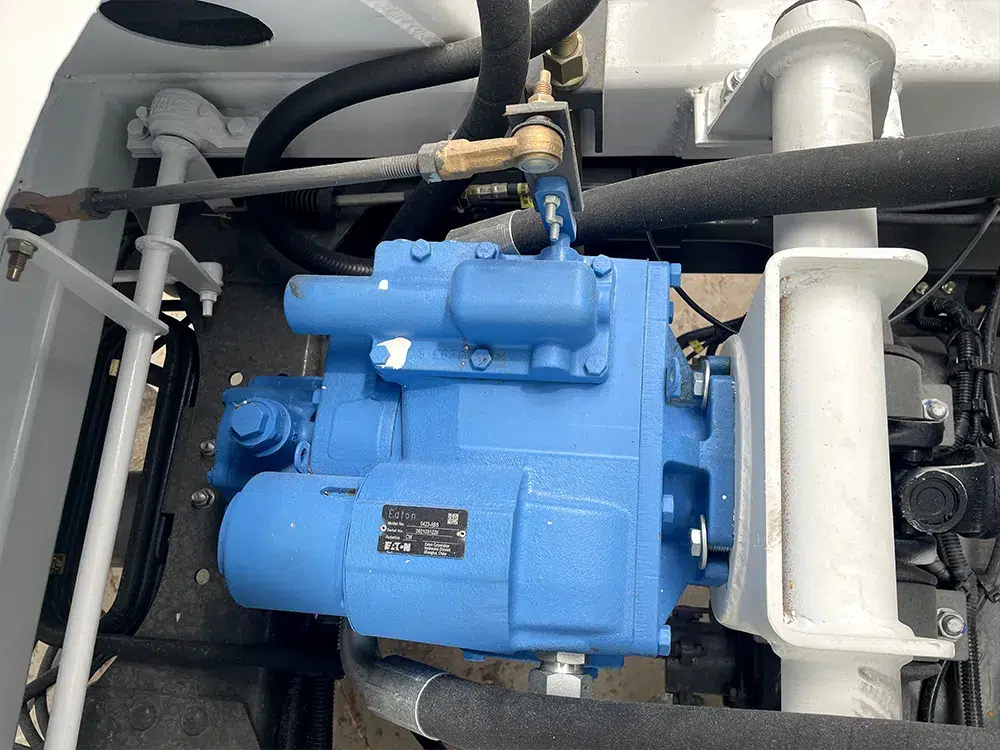 Caminhão betoneira Howo 400hp